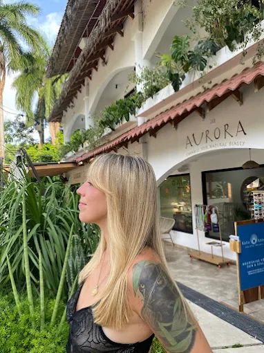 Aurora salon seen from outside at Plaza Royal, Santa Teresa